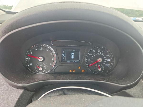 2017 KIA SORENTO L, LX