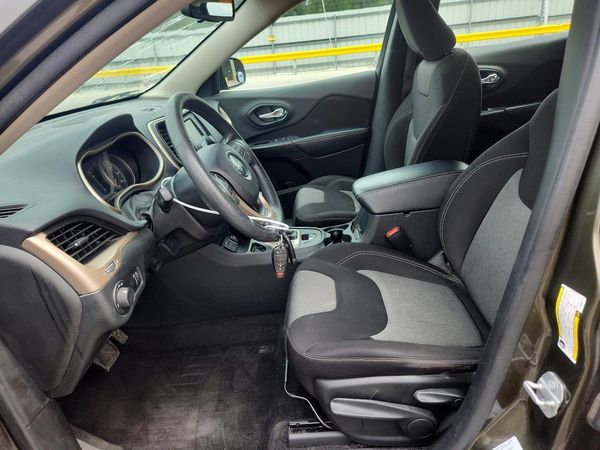 2015 JEEP CHEROKEE SPORT FWD