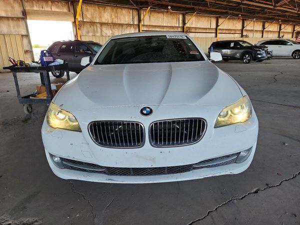 2013 BMW 528