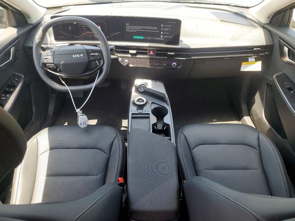 2025 KIA EV6