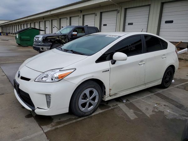 2013 TOYOTA PRIUS