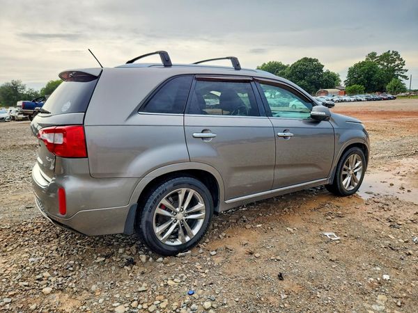 2015 KIA SORENTO TOP