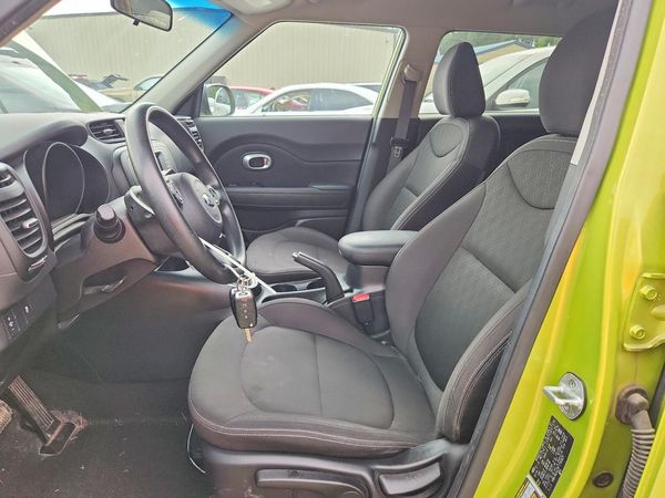 2015 KIA SOUL GL(Middle-low grade)