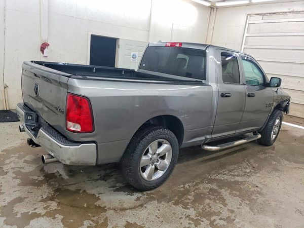 2013 RAM 1500 ST