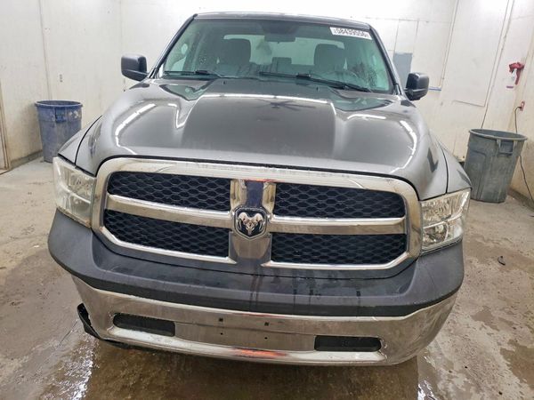2013 RAM 1500 ST