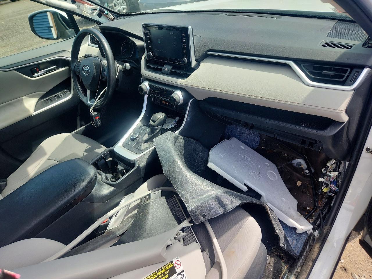 2019 TOYOTA RAV4 HYBRID