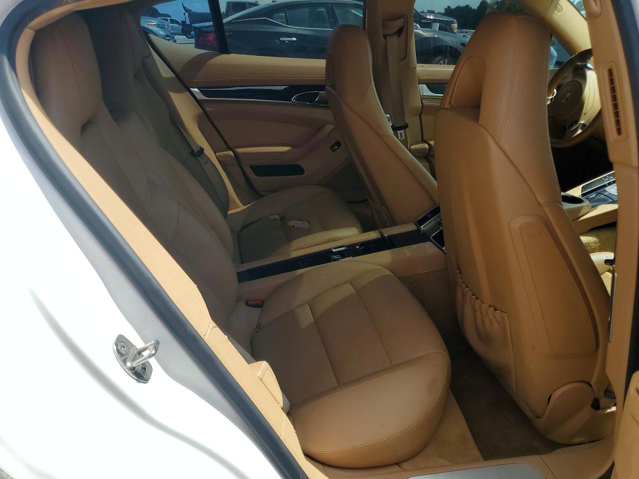 2014 PORSCHE PANAMERA Base (2WD), 4 (4WD)