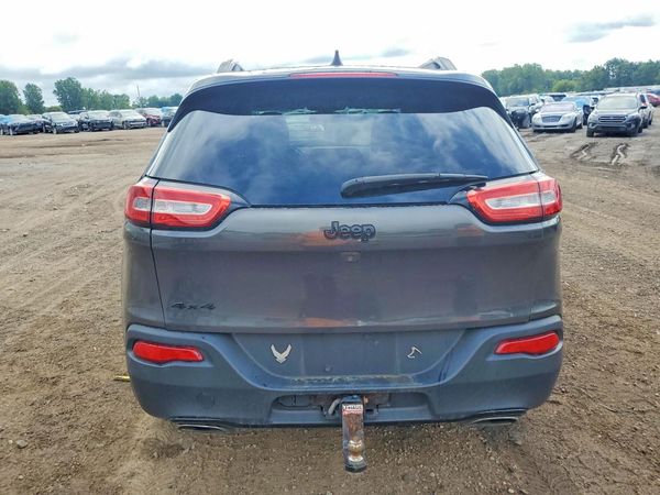 2016 JEEP CHEROKEE LATITUDE 4X4