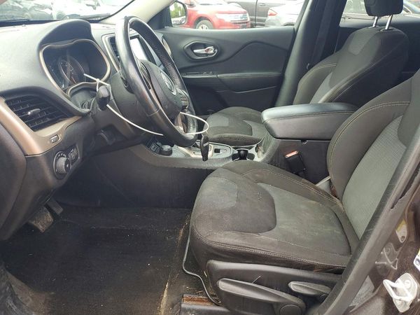 2016 JEEP CHEROKEE LATITUDE 4X4