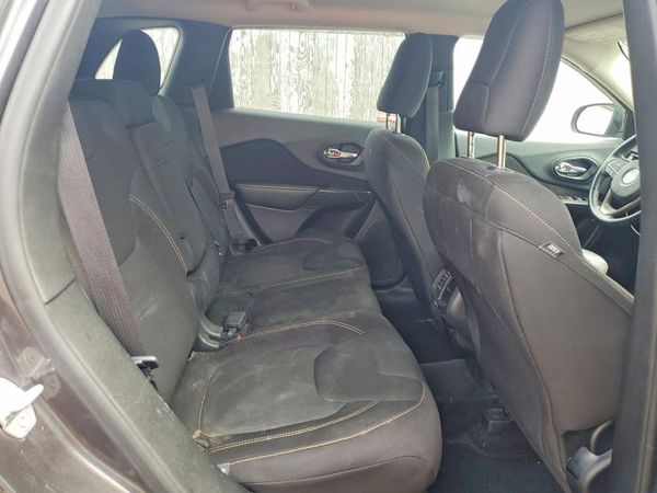 2016 JEEP CHEROKEE LATITUDE 4X4