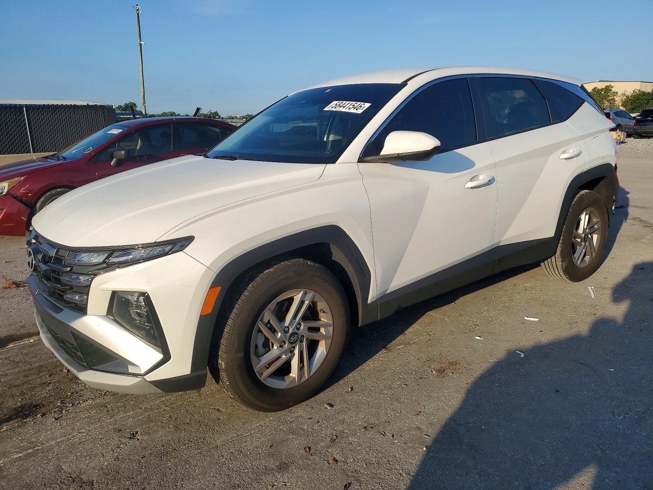 2025 HYUNDAI TUCSON SE