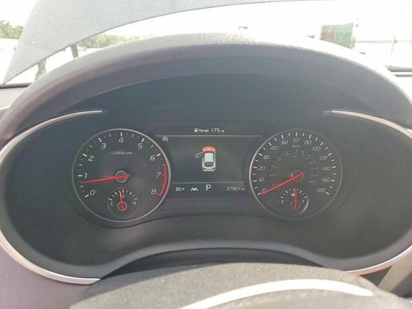 2023 KIA STINGER