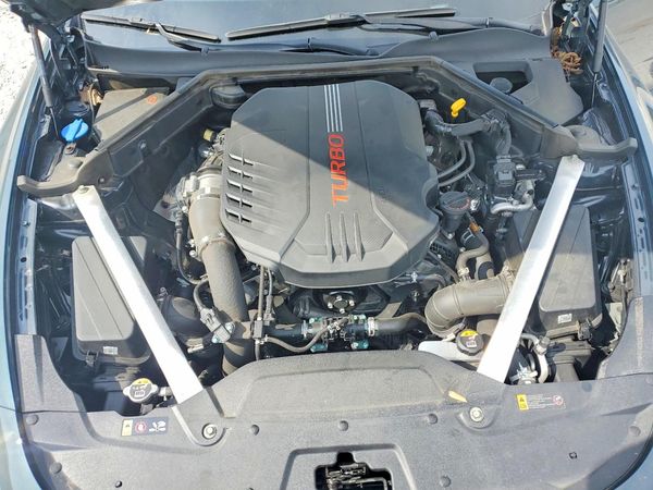 2023 KIA STINGER