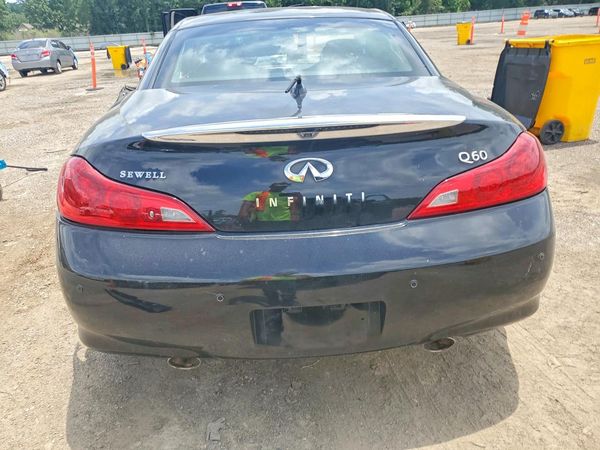 2015 INFINITI Q60 CONVERTIBLE