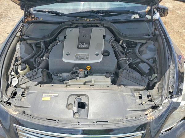 2015 INFINITI Q60 CONVERTIBLE