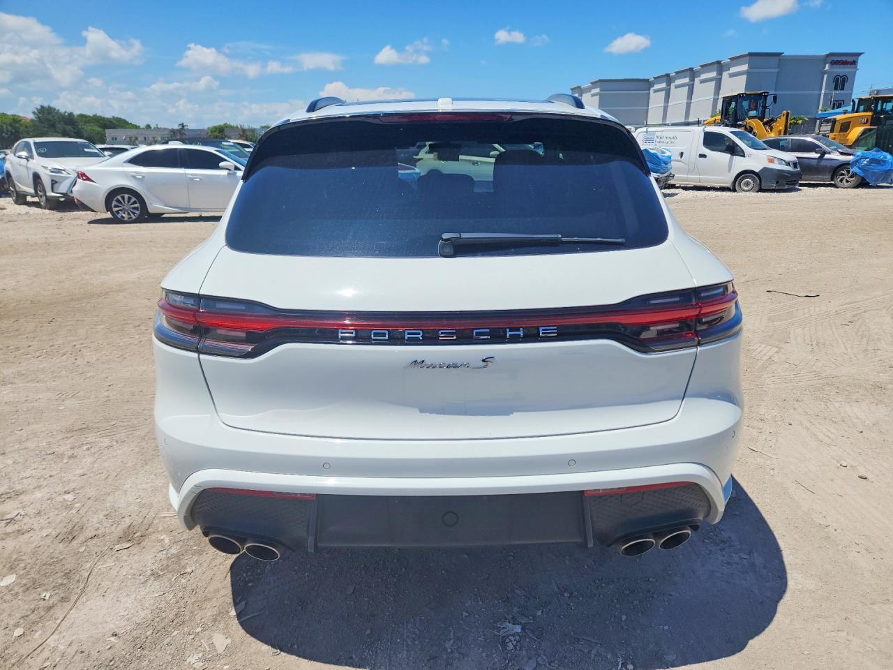 2022 PORSCHE MACAN S