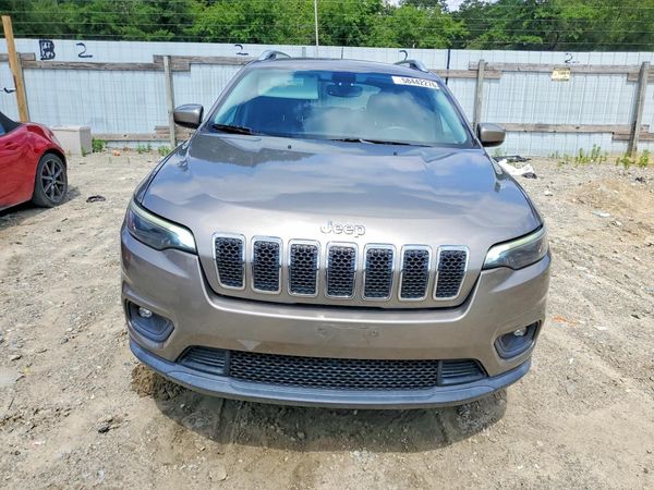 2019 JEEP CHEROKEE LATITUDE PLUS 4X4