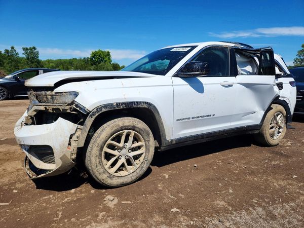 2024 JEEP GRAND CHEROKEE LAREDO 4X4