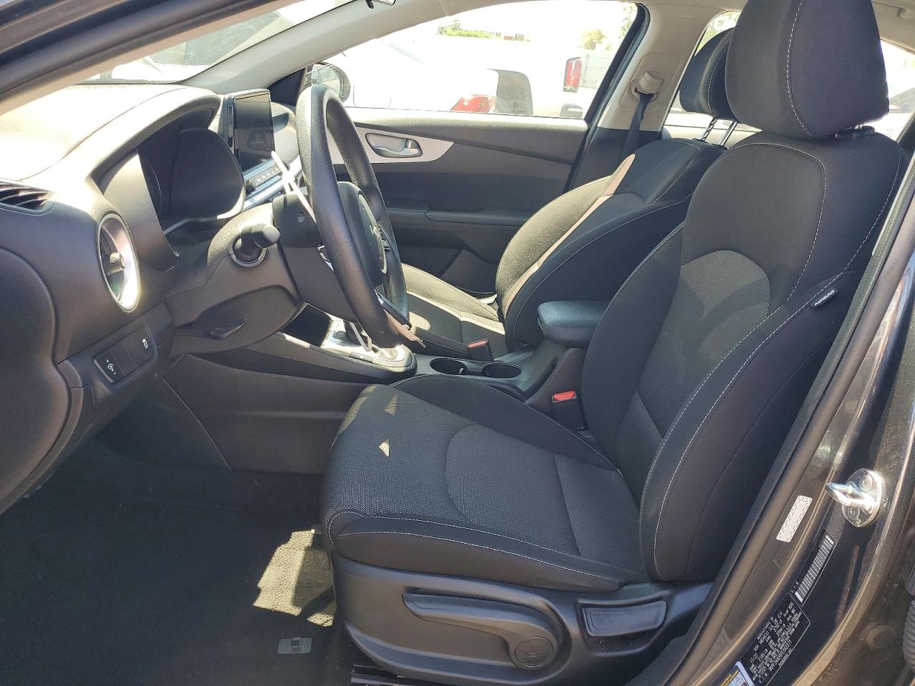 2023 KIA FORTE LX, LXS