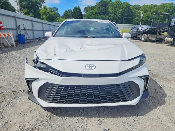 2026 TOYOTA CAMRY