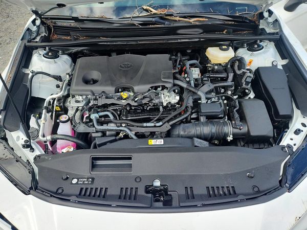2026 TOYOTA CAMRY
