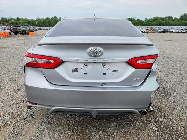 2019 TOYOTA CAMRY