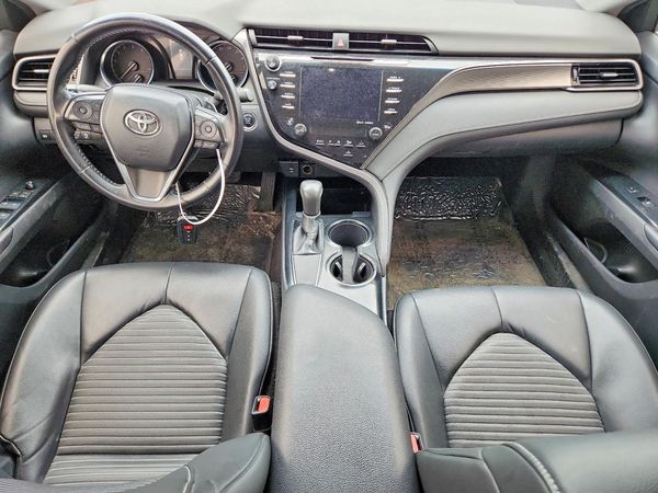 2019 TOYOTA CAMRY