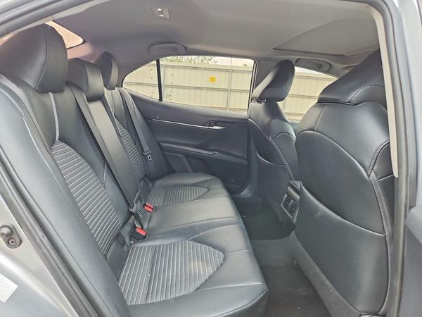 2019 TOYOTA CAMRY