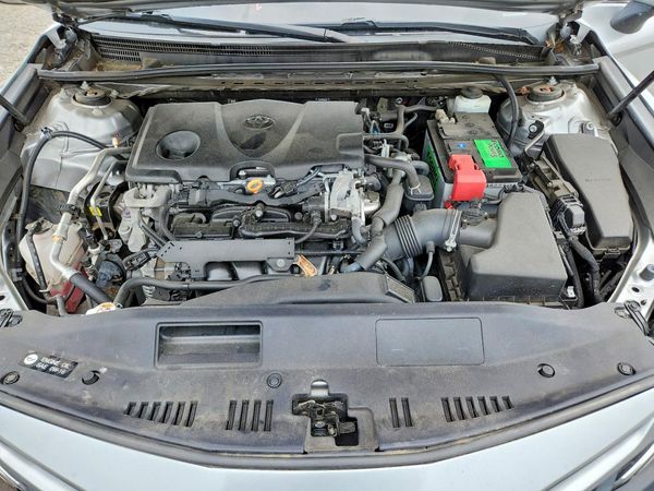 2019 TOYOTA CAMRY