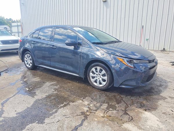 2025 TOYOTA COROLLA