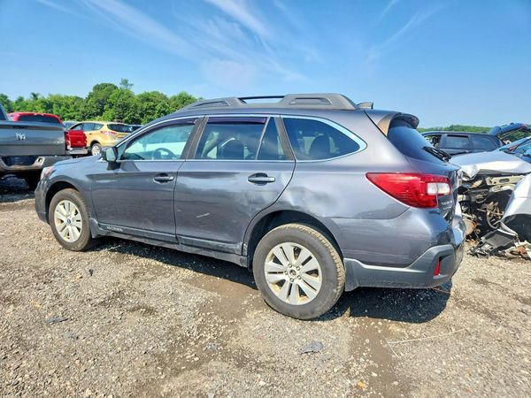 2018 SUBARU OUTBACK Premium