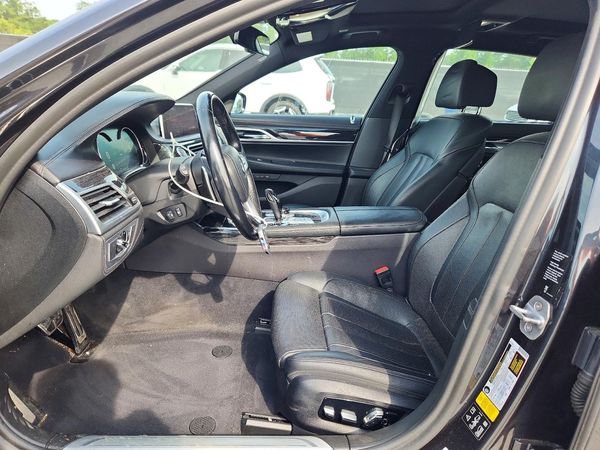 2019 BMW 740 xDrive