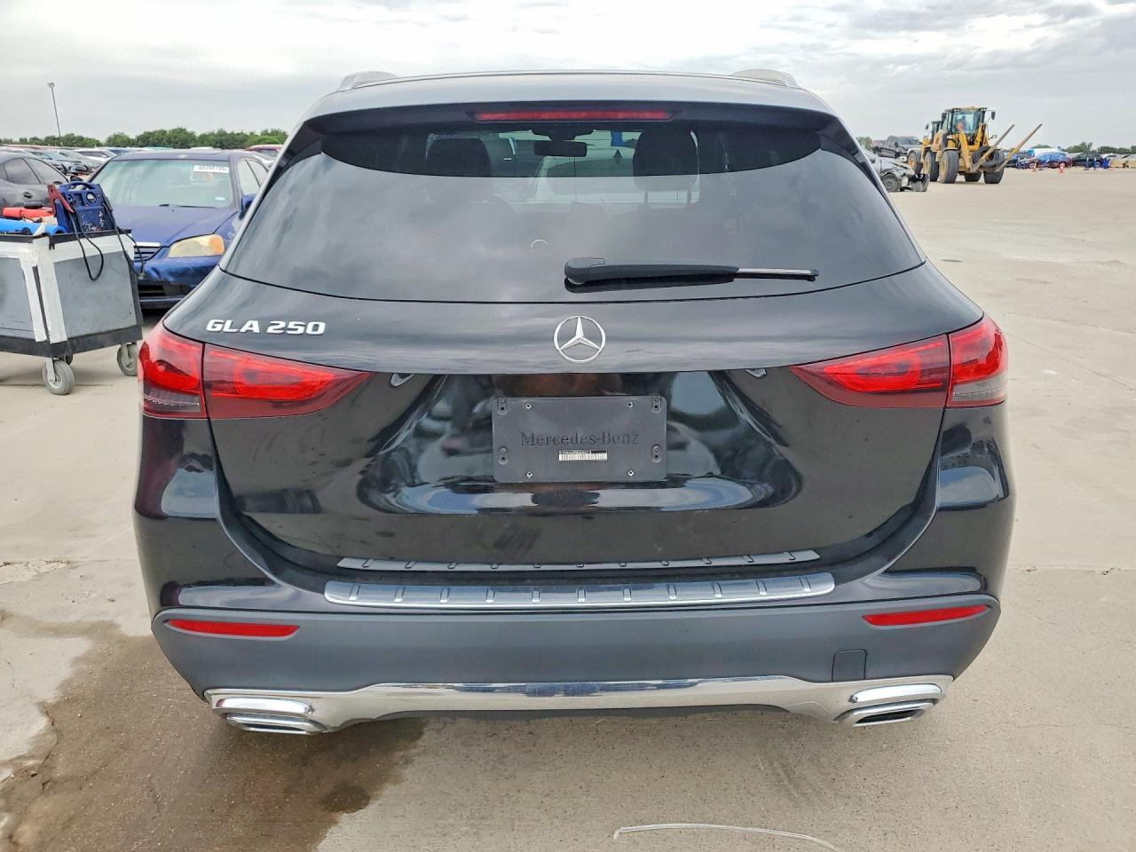 2021 MERCEDES-BENZ GLA GLA250