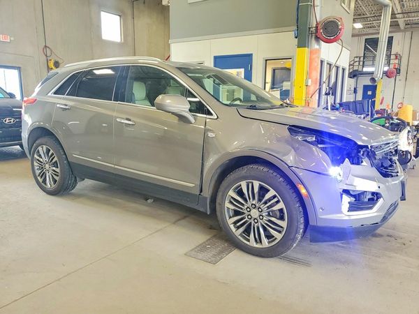 2018 CADILLAC XT5 Premium Luxury