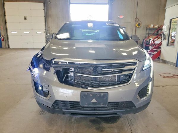 2018 CADILLAC XT5 Premium Luxury