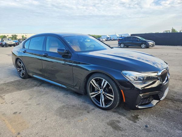 2018 BMW 740