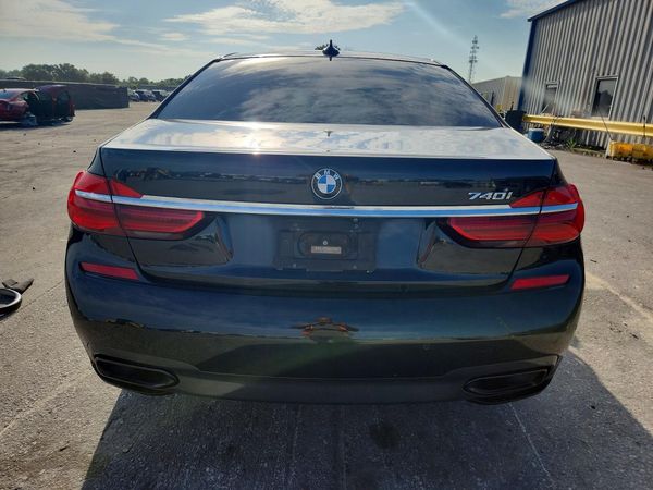2018 BMW 740