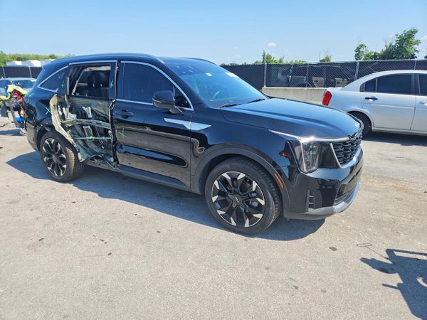 2025 KIA SORENTO EX; X-Line EX