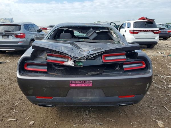 2016 DODGE CHALLENGER SXT