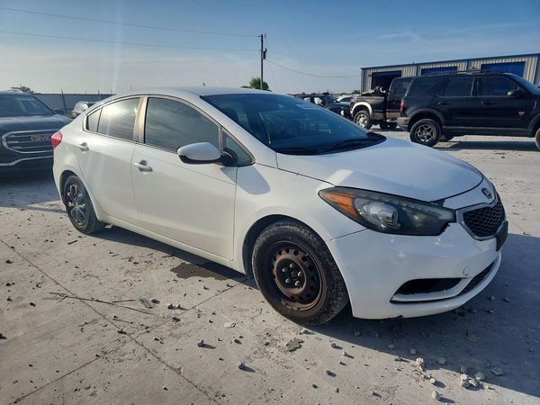2016 KIA FORTE GL (Middle-Low Grade)