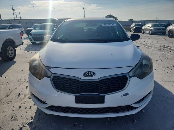 2016 KIA FORTE GL (Middle-Low Grade)