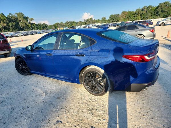 2025 TOYOTA CAMRY