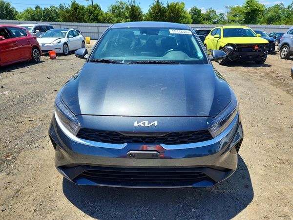 2024 KIA FORTE