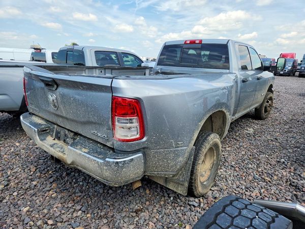 2022 RAM 3500 TRADESMAN CREW CAB 4X4