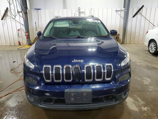 2015 JEEP CHEROKEE LATITUDE 4X4