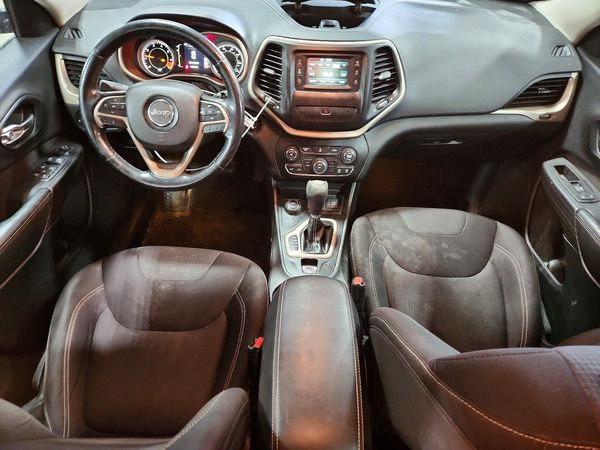 2015 JEEP CHEROKEE LATITUDE 4X4