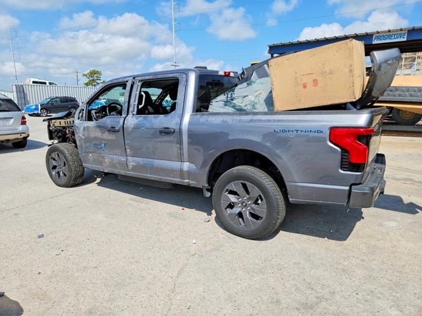 2024 FORD F150