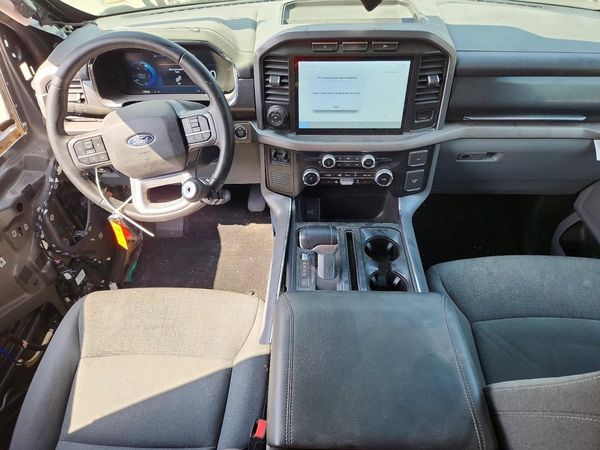 2024 FORD F150