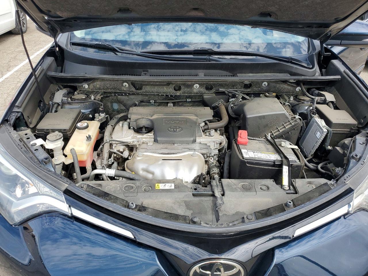 2018 TOYOTA RAV4 Adventure/XLE