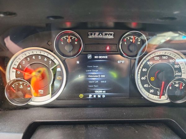 2017 RAM 1500 SLT